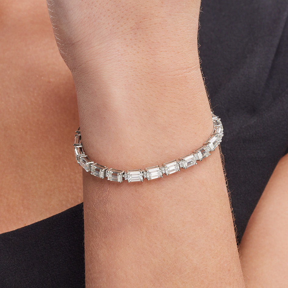 Buy Moissanite Tennis Bracelet 5.5 to 19.5 Carats 18K Gold-plated &  Sterling Silver Moissanite Tennis Bracelet 7 and 8 Lengths Online in India  - Etsy
